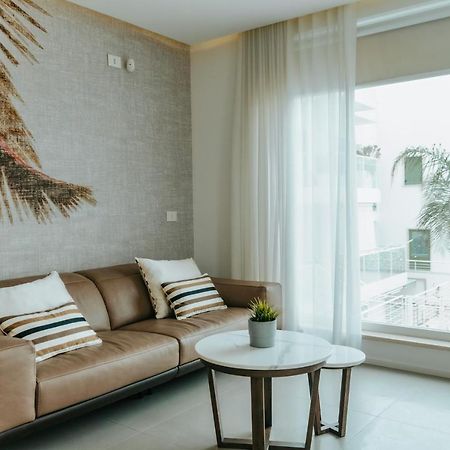 Apulialux Seaview Prestige Apt / Jacuzzi + Parking Apartment Polignano a Mare Bagian luar foto