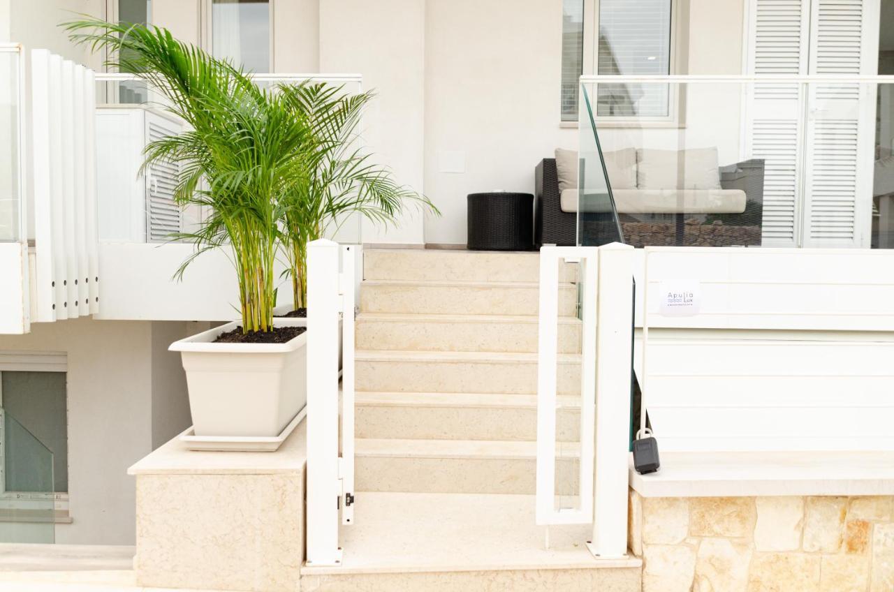 Apulialux Seaview Prestige Apt / Jacuzzi + Parking Apartment Polignano a Mare Bagian luar foto